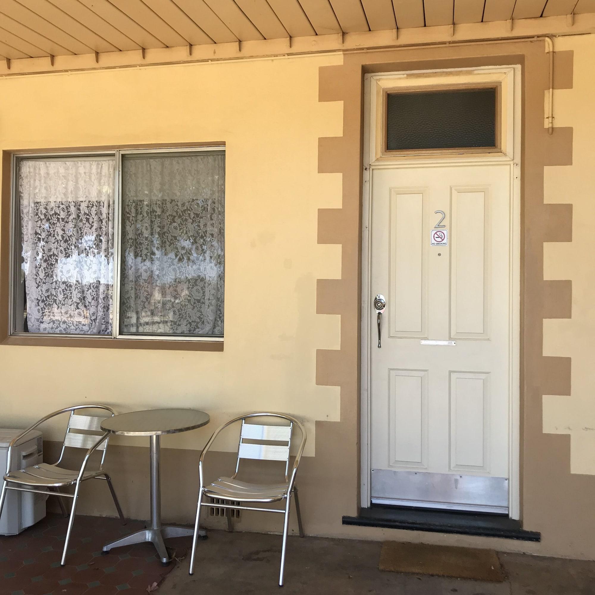 The Lodge Outback Motel โบรเคนฮิลล์ ภายนอก รูปภาพ