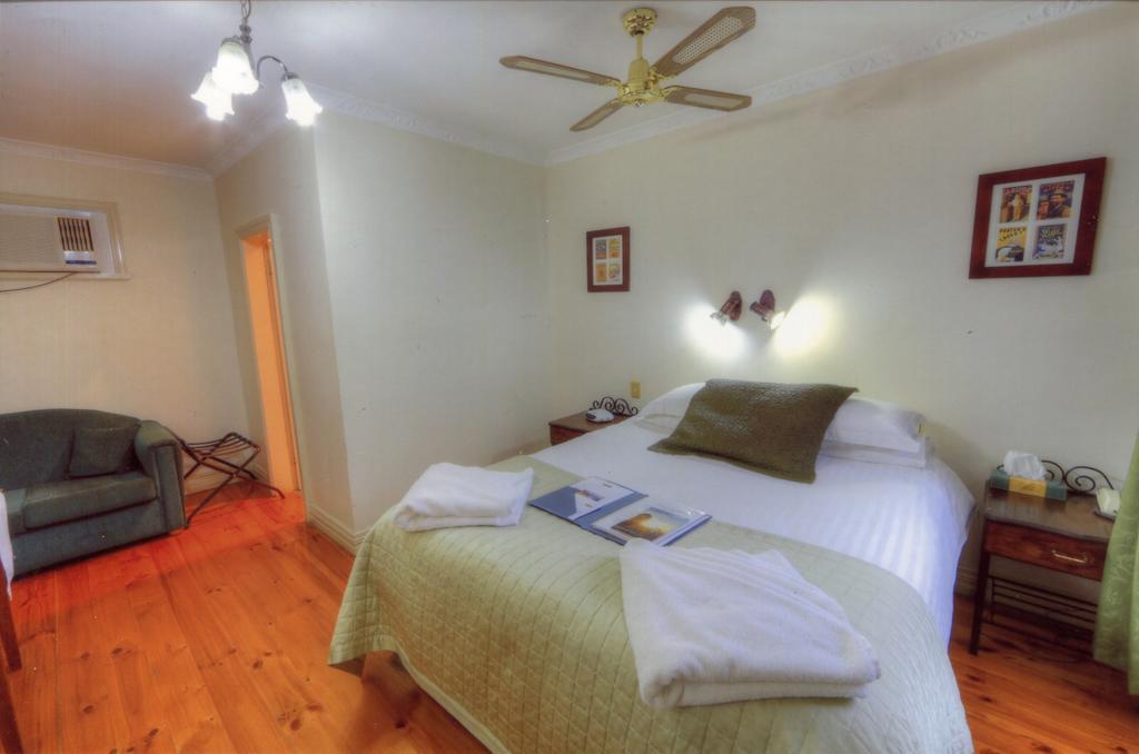 The Lodge Outback Motel โบรเคนฮิลล์ ภายนอก รูปภาพ