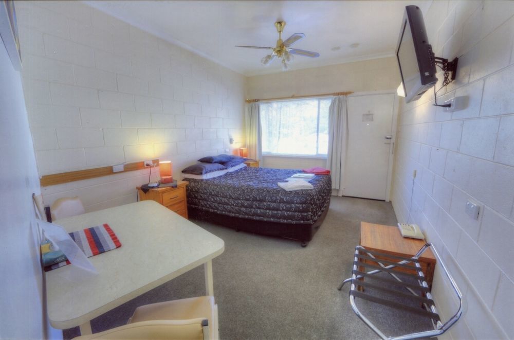 The Lodge Outback Motel โบรเคนฮิลล์ ภายนอก รูปภาพ