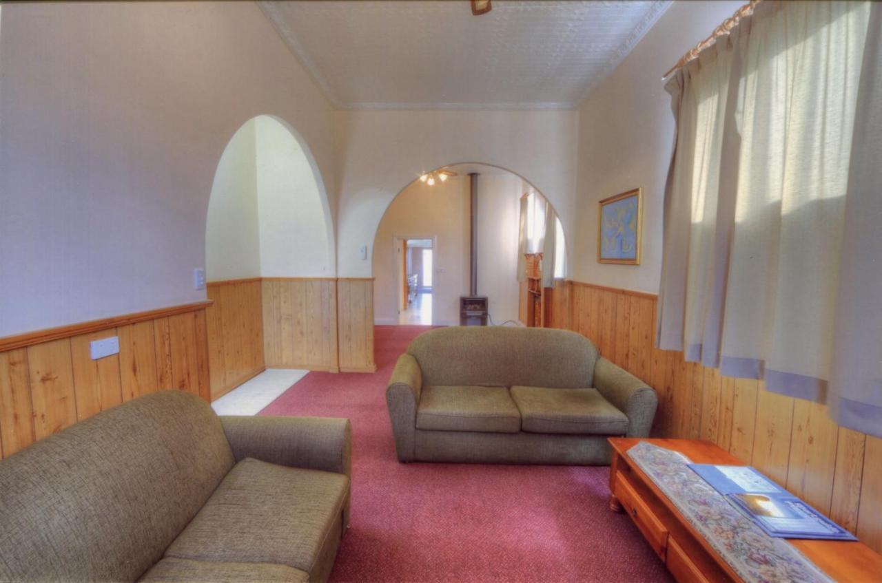 The Lodge Outback Motel โบรเคนฮิลล์ ภายนอก รูปภาพ